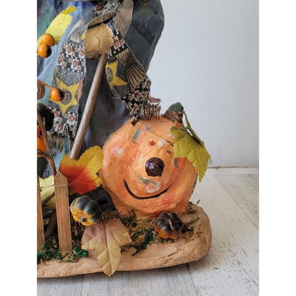 Vintage witch paper mache motion activated light up Halloween skeleton prop deco - Picture 6 of 16